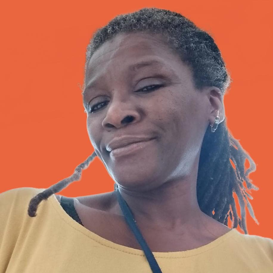 Evelyne