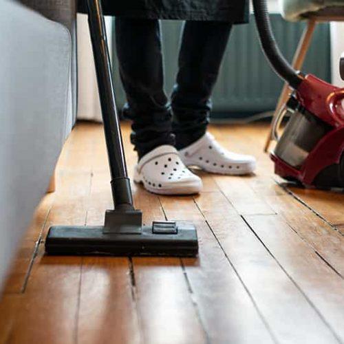 Comment bien nettoyer le sol de sa maison ?