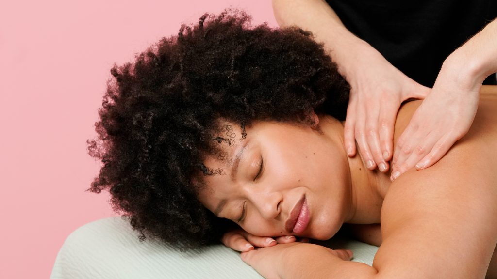 massage suédois sur une femme