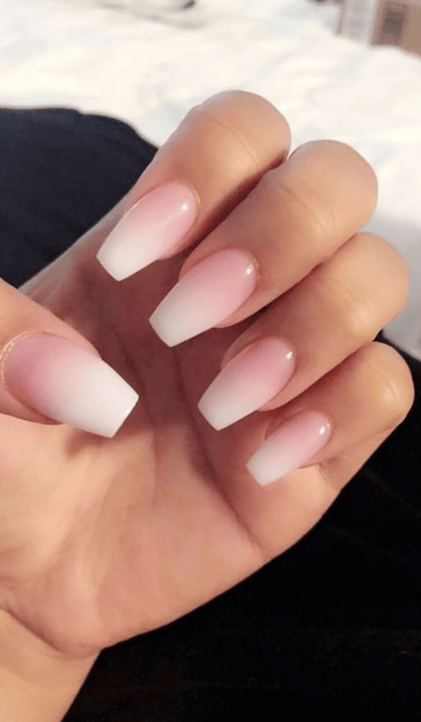 babyboomer ombre nails