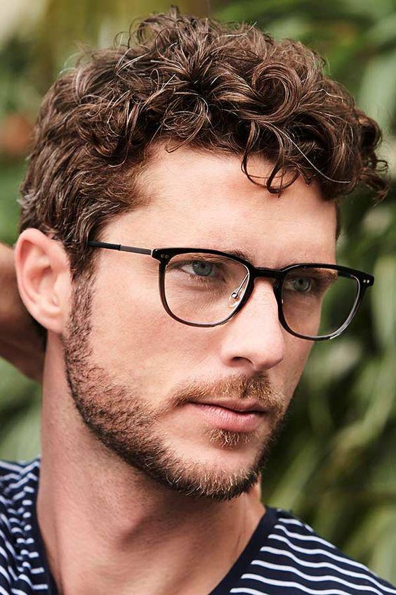 coupe curly homme courte