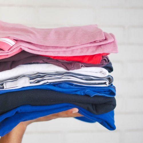 Comment nettoyer une tache de gras sur un vêtement ou tout autre tissu ?