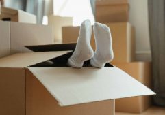 Comment réduire les coûts du ménage avant déménagement ? Nos astuces pour économiser