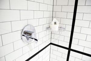 Reblanchir les joints de la salle de bain : 15 astuces imparables
