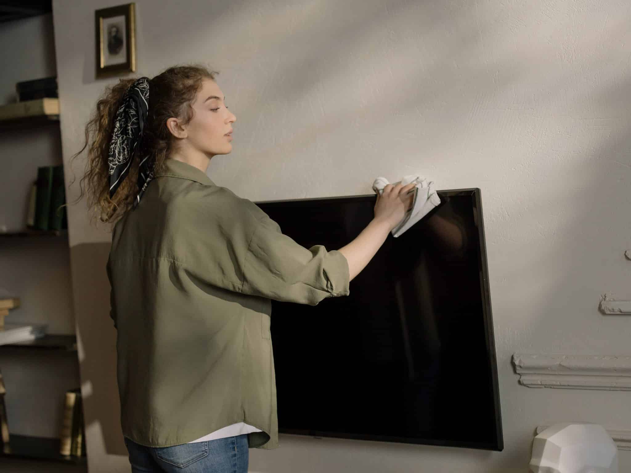 Les erreurs à éviter lors du nettoyage de votre écran TV ou PC