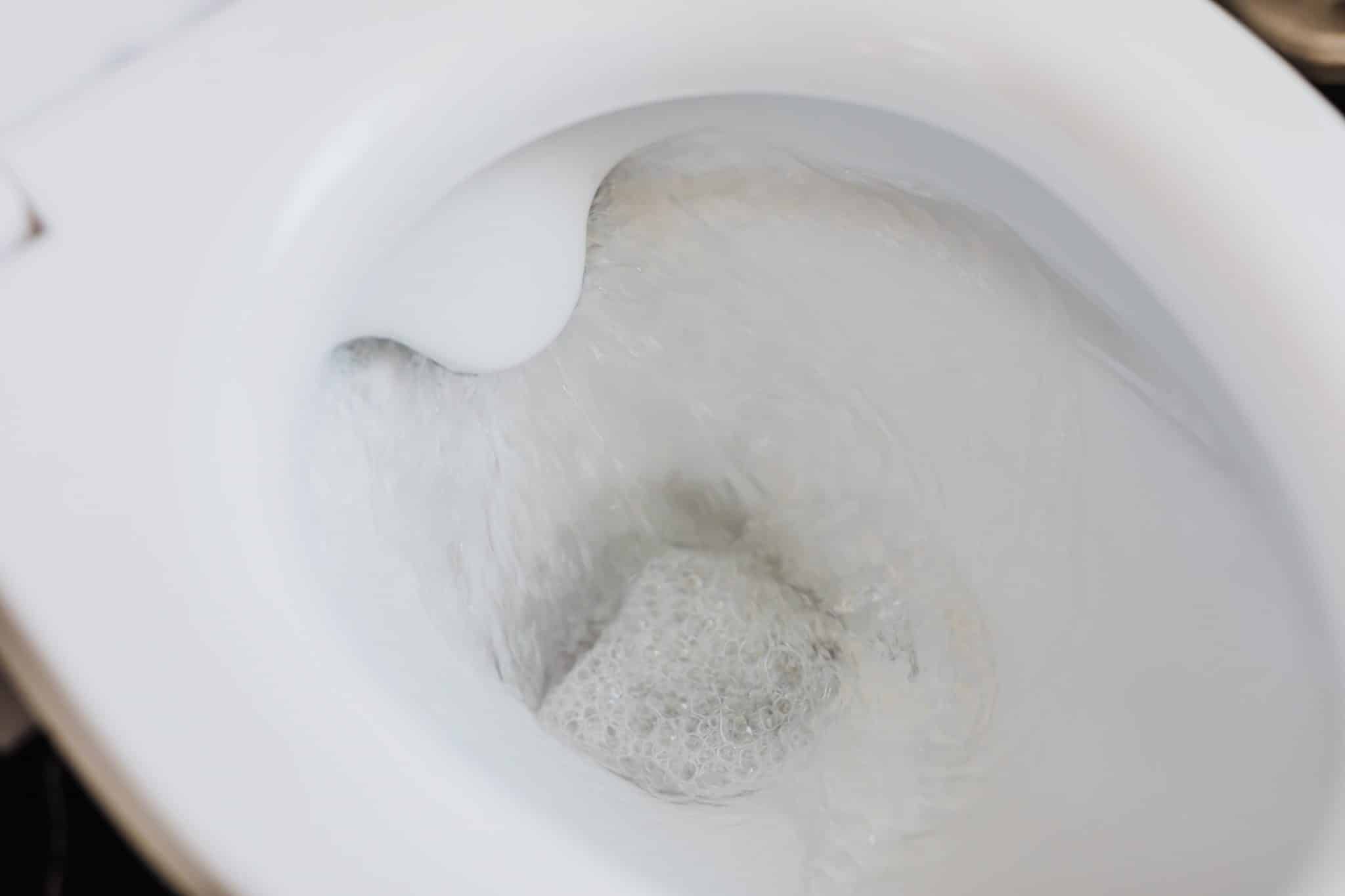 Nettoyer toilettes : ​5 astuces pour nettoyer parfaitement ses toilettes