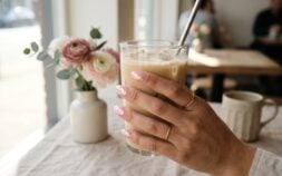 Modèle ongle semi-permanent été 2026 : Inspiration qui fait fondre